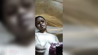 Dehati sexy boob show selfie MMS episode