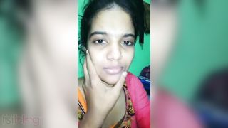 Virgin Indian cutie sex with her bf