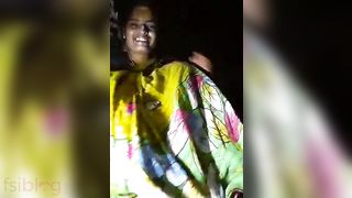 Dehati wife cum-hole show on a live movie call