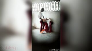 Desi mms sex - Indian lovers fucking captured by friends