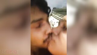 Cute Desi plumper sucks erect XXX prick of her lover like a pro