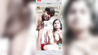 Bhabhi impresses her Desi man with XXX blowjob for live cam show