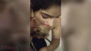 Newly-married Desi XXX girl sucking her husband’s hard dick MMS