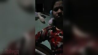 Bangladeshi Desi village XXX girl showing her cute boobies