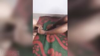 Masturbation is supposed to make two Desi girls reach XXX orgasms