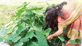 Bengali village whore pleases her Desi man with outdoor XXX fucking
