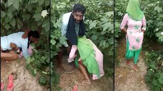 Village wife is caught fucking outdoor with lover, desi mms scandal sex