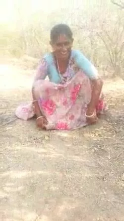 Desi Aunty Scandal Download Vilage Mms - Dehati mature fur pie pissing outdoors MMS sex video : INDIAN SEX on TABOO. DESIâ„¢