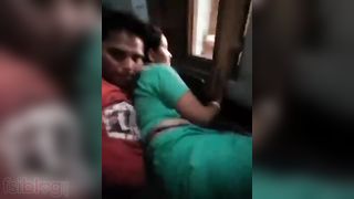 Punjabi boob engulfing video exposed on cam