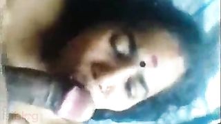 Aged Bangla maid eating cum MMS sex movie