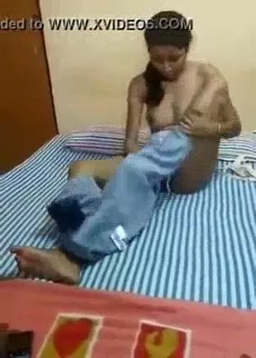 Indianslimsex - Indian slim cutie sex video shot by her lover : INDIAN SEX on TABOO.DESIâ„¢