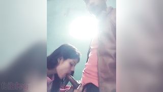 Fresh new irrumation clip of Sunita engulfing playboys dong