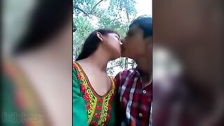 Desi mms Bangla sex movie scene of teen college girl recorded outdoors