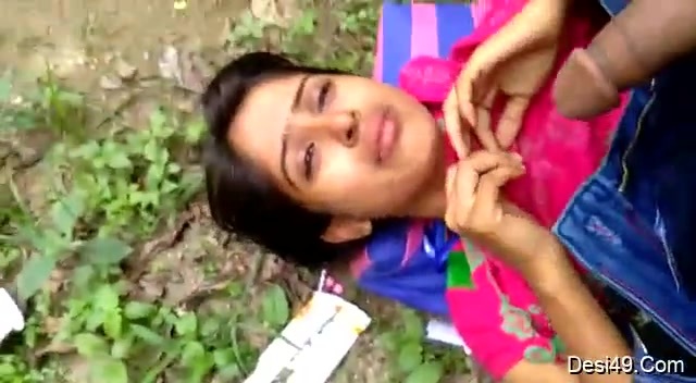Amateur college girl outdoor suck brother dick MMS scandal : INDIAN SEX on  TABOO.DESIâ„¢